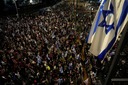 イスラエル各地で反政府デモ、首相退陣と選挙求める