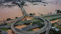 ブラジル南部で豪雨続く　死者５７人、行方不明３７３人