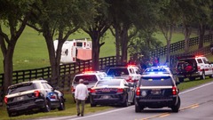 農作業員のバスが事故で横転、８人死亡　米フロリダ州