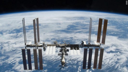 国際宇宙ステーション（ＩＳＳ）写真提供：NASA