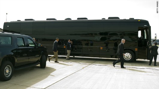 全米からの注目を集める大統領専用の黒塗り装甲バス。内部は非公開だ
