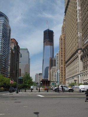 ２００１年９月の米同時多発テロ跡地に建設され、ＮＹ一の高さとなったワン・ワールドトレードセンター