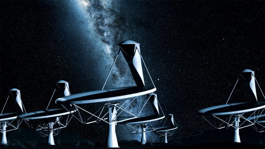 電波望遠鏡は高周波を利用して宇宙の探査を行う (C) SPDO/Winburne Astronomy Productions
