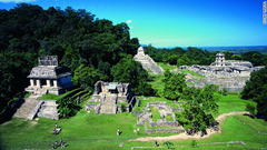 メキシコ・パレンケ遺跡のピラミッドなど。マヤ遺跡の典型と言われる＝Tucan Travel提供