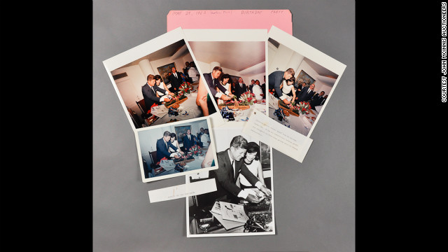 ケネディ大統領の46回目の誕生日パーティーの様子を写した写真 写真提供=JOHN MCINNIS AUCTIONEERS