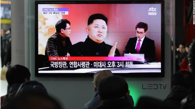 北朝鮮の核実験実施を伝える韓国のテレビ＝２月１２日、ソウル