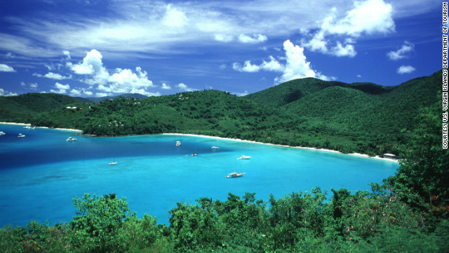アメリカ領ヴァージン諸島のセント・ジョン島にはキャンプサイトからプライベートヴィラまで予算に応じた旅を計画できる　(C)US. VIRGIN ISLANDS DEPARTMENT OF TOURISM