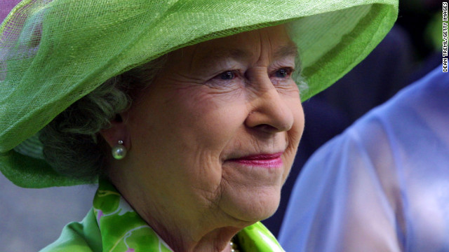 英エリザベス女王（８６）が胃腸炎の症状を訴えて入院