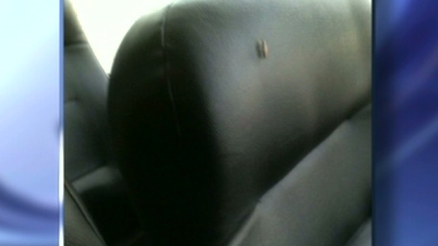 バスの中にゴキブリが大量発生