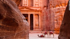 １２ ペトラ（ヨルダン）　写真＝JORDAN TOURISM BOARD