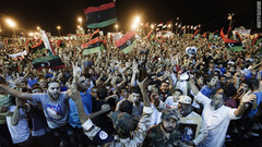 デモ隊が議会襲撃、議員２人撃たれ負傷　リビア