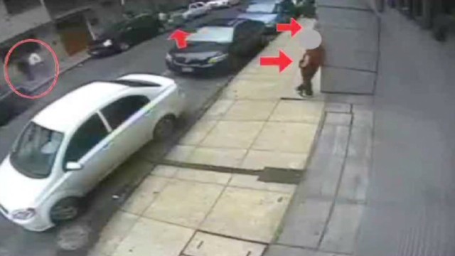 白昼に若者の連れ去り事件が発生 メキシコ市司法当局提供