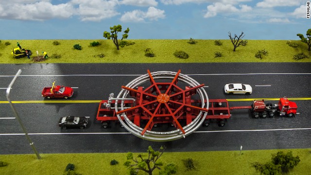 輸送のイメージ。巨大電磁石を５０００キロにわたり運搬する＝ブルックヘブン国立研究所提供