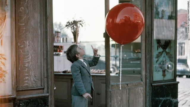 赤い風船。映画「赤い風船」に出てくる風船。＝Films Montsouris提供