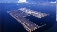 関西国際空港（大阪）　世界で初めて人工島に作られた空港＝KANSAI INTERNATIONAL AIRPORT CO LTD. AND JNTO提供