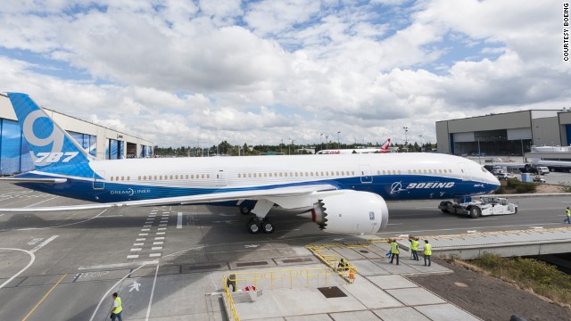 ボーイングの最新鋭機「７８７―９」。無事に初飛行実験を終えた＝同社提供