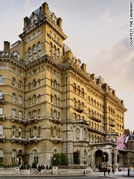 ザ・ランガム（ロンドン）、「００７　ゴールデンアイ」（１９９５）の中でサンクト・ペテルブルグのグランド・ホテル・ヨーロッパ