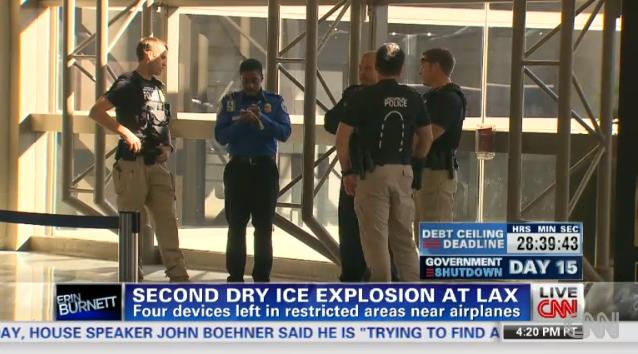 米ロサンゼルス国際空港でドライアイス入りの容器爆発事件が発生