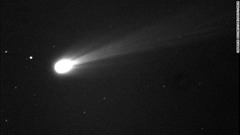 輝くアイソン彗星＝１１月１９日、Cameron McCarty/MEO/MSFC/NASA提供