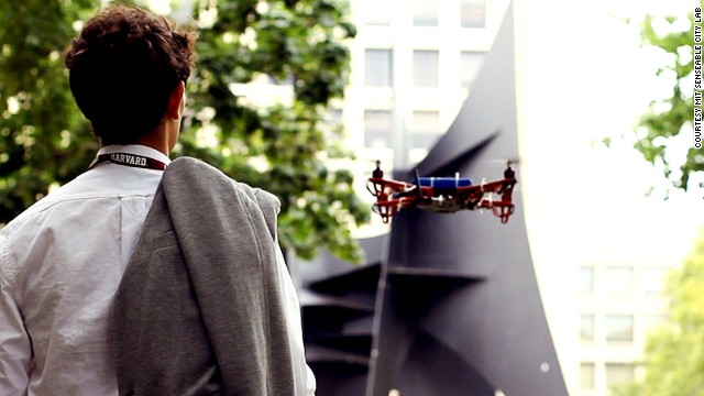 空飛ぶ案内ロボット「スカイコール」=MIT SENSEABLE CITY LAB提供