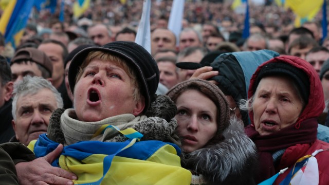 ウクライナで大規模な反政府デモが発生