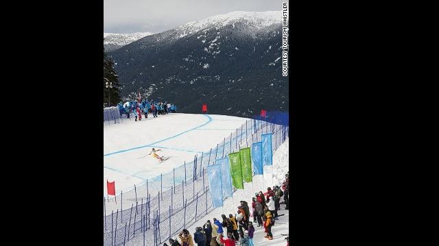 2.デーブ・マーレー・ダウンヒル(カナダ・ウィスラー)=TOURISM WHISTLER提供