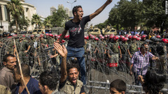 エジプト、記者ら２０人を訴追　国際社会から非難の声