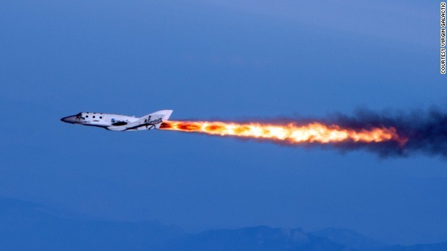 ヴァージン・ギャラクティックは宇宙旅行実現に向けて試験飛行を重ねている＝同社提供