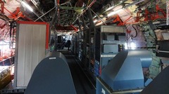 飛行試験中は、機体が乗客と手荷物をフルに積んだ時と同じ重量になるよう、床下の大型タンクはすべて水で満たされている