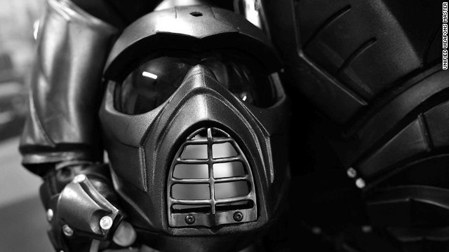 「ロリカ」の名称は古代ローマの兵士が使った防具から取った=同社提供