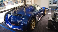 工場見学ツアーの出発点であるトヨタ会館ミュージアムには、トヨタ車の最新モデルやＦ１カーなどが展示されている