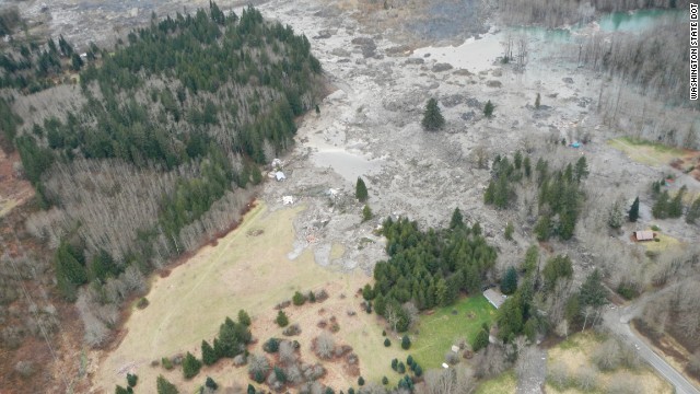 米ワシントン州で大規模な地滑りが発生＝Washington State Patrol提供