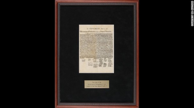 アポロ11号が月に持って行った米独立宣言書のコピー。1000ドルから=同社提供
