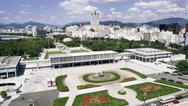 広島平和記念資料館の外国人入場者は昨年、２０万人超と過去最多を記録した＝同局提供