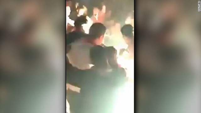タハリール広場で女性への暴力事件が相次いだ＝YOUTUBEから