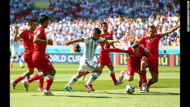 アルゼンチンはイランを相手に１－０の勝利を収め決勝トーナメント進出を決めた