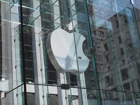 アップルが増収増益に＝David Goldman/CNNMoney.com提供