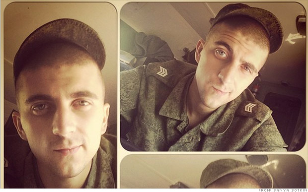 ロシア兵が「自撮り」を投稿　ウクライナへの越境が発覚か