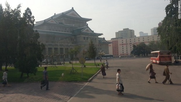 朝鮮戦争後に建てられた平壌で最も古い劇場。当時は景気が良かった