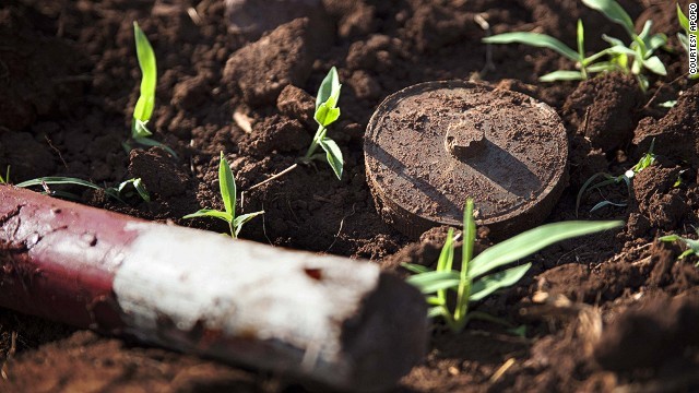 アポポが活動を開始して以来、６０００個以上の地雷や１０００発以上の爆弾が処理された