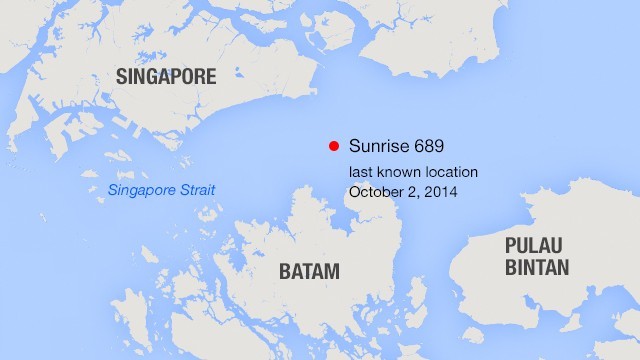 タンカーがシンガポールの沖合で消息を絶ったという