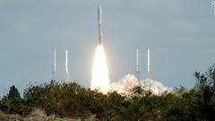 ニューホライズンズは２００６年１月１９日に打ち上げられた＝NASA/KSC提供