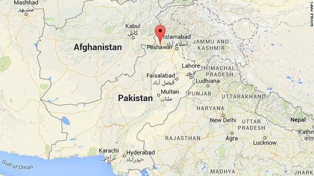 パキスタン・ペシャワルの学校が武装グループに襲撃された