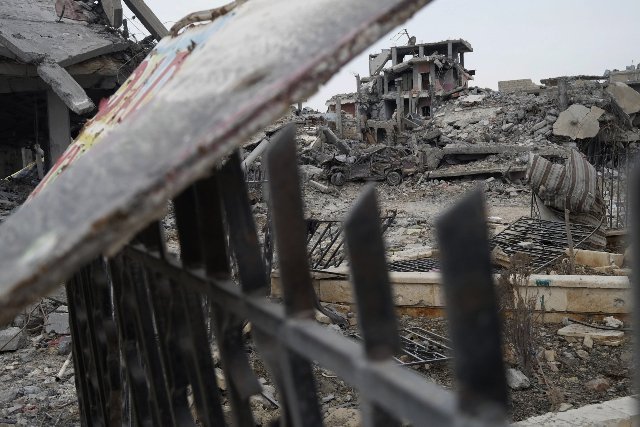 シリアやイラク各地でＩＳＩＳとの戦闘が続く＝シリア北部コバニ、Ricardo Garcia Vilanova提供
