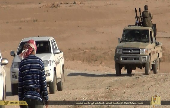 ＩＳＩＳの戦闘員。地元活動家によれば、ラッカは「巨大な監獄」と化しているという