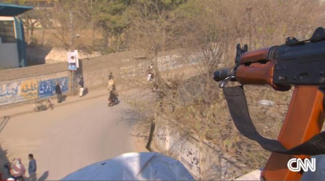 現地では襲撃事件後、警備が強化された