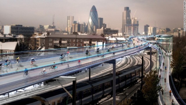 ロンドンでは自転車専用道の建設計画が持ち上がっている