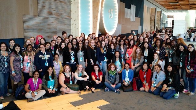 グーグルが５月に開催した開発者会議の女性参加者たち＝Google