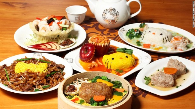 10.ハローキティに触発されたご飯料理と麺料理