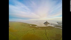 同２位はフランス・モンサンミシェルの風景＝WANAFILMS/DRONESTAGRAM